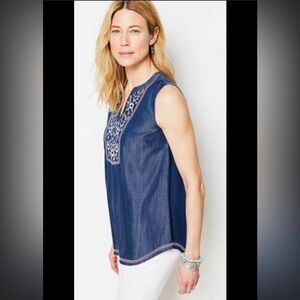 NWT J.Jill Embroidery Top Chambray X-Small